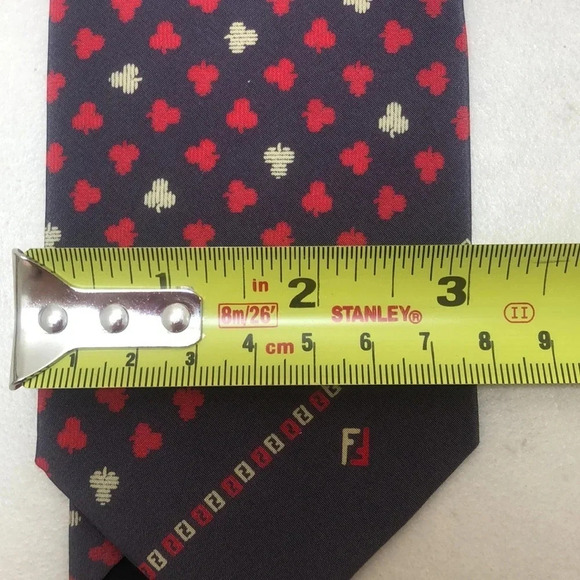 Fendi Roma vintage 100% Silk made in Italy  slim tie, grey red white clubs print - Picture 5 of 9